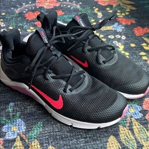 Nike Legend Essential Women’s Training Sneakers, Size 10